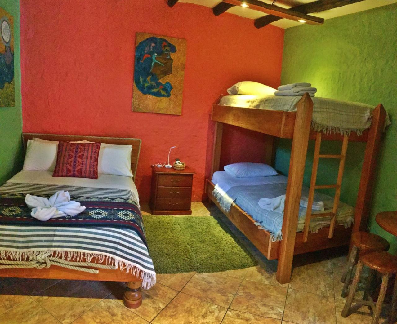 Lonesome George Ecolodge Puerto Ayora  Exterior foto