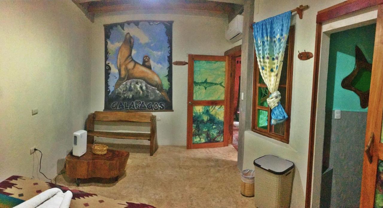 Lonesome George Ecolodge Puerto Ayora  Exterior foto